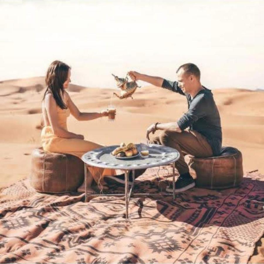Erg Chebbi Camel Trek Camp Hotel Merzouga Exterior foto